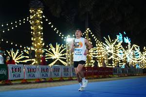 BIB: 100, 40840
                            <button type="button" onclick="openModal(19622638)" class="btn btn-primary btn-sm float-right btn-popup" data-toggle="modal" data-target=".modal-high-quality">
                        <i class="fas fa-shopping-cart"></i> Add to Cart
                    </button>
                                            <button type="button" onclick="isThisMe(19622638, true)" class="btn btn-success btn-sm float-right btn-popup btn-isme hidden" data-toggle="tooltip" data-placement="bottom" title="นี่คือรูปของคุณใช่ไหม คลิกที่นี่เพื่อเอาเข้าอัลบั้ม">
                        <i class="fas fa-plus"></i> Add to album
                    </button>
                    <button type="button" onclick="isThisMe(19622638, false)" class="btn btn-warning btn-sm float-right btn-popup btn-isnotme hidden">
                        <i class="fas fa-ban"></i> Remove from album
                    </button>